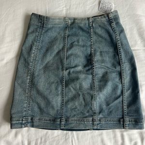 Free People denim skirt size 4